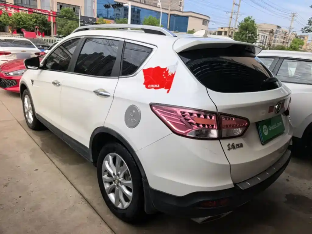Dongfeng Aeolus Dongfeng Fengshen AX7 2015 2015 2.0L Automatic Smart Ease