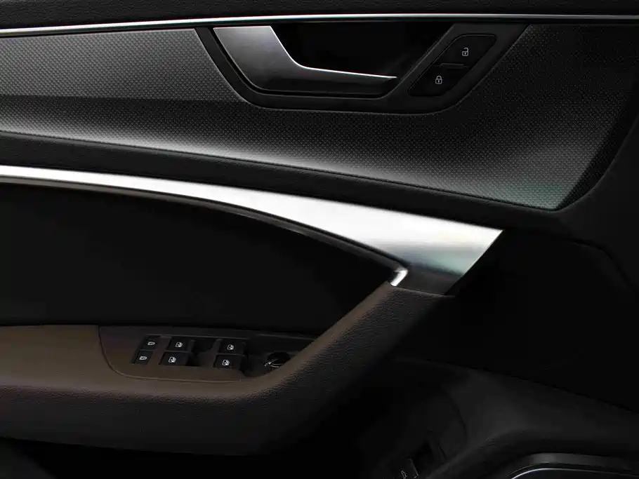 Audi A7L 2024 45TFSI quattro S-line Vision Edition Crystal Package фото 15