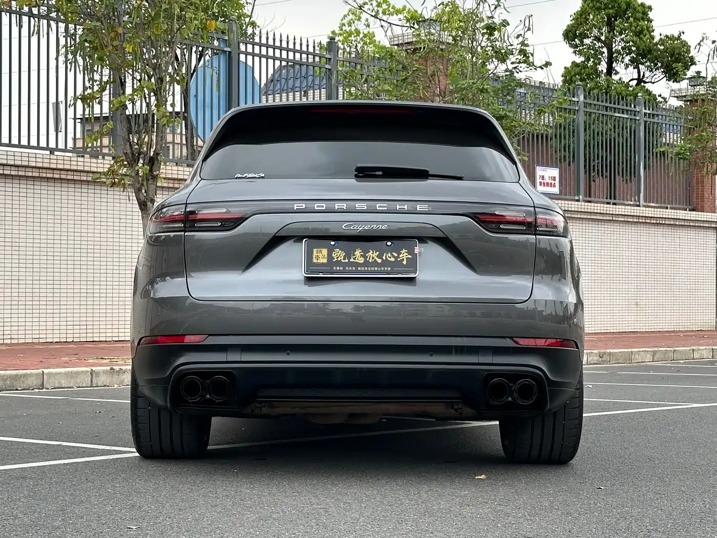 PORSCHE CAYENNE