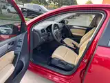 Фото 8 - Volkswagen Golf