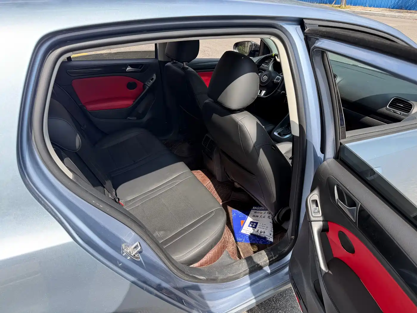 Volkswagen Golf 2011 2012 1.6 Automatic Luxury Edition