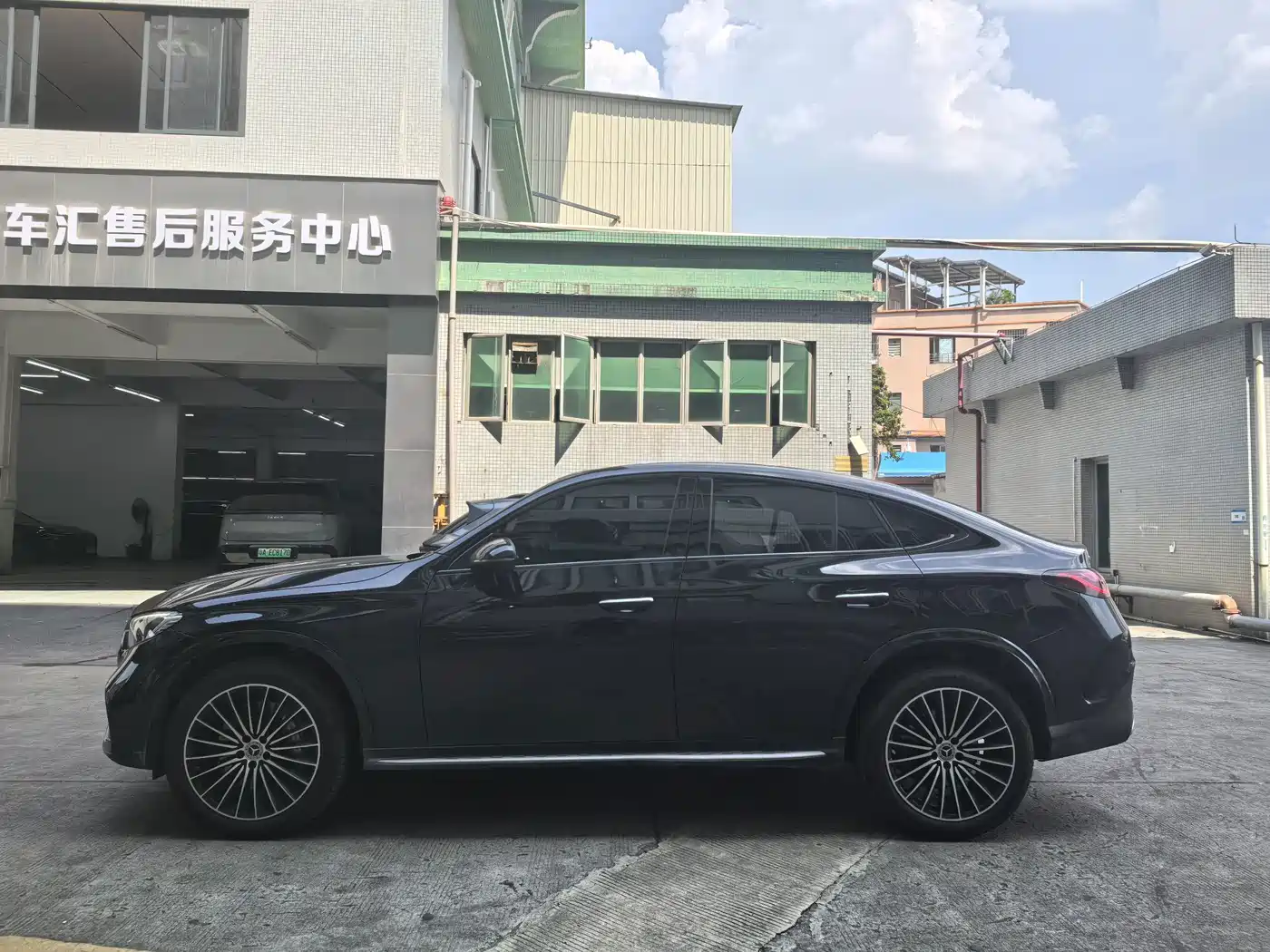 Mercedes-Benz GLC Coupe 2025 2025 GLC 300 4MATIC Coupe SUV