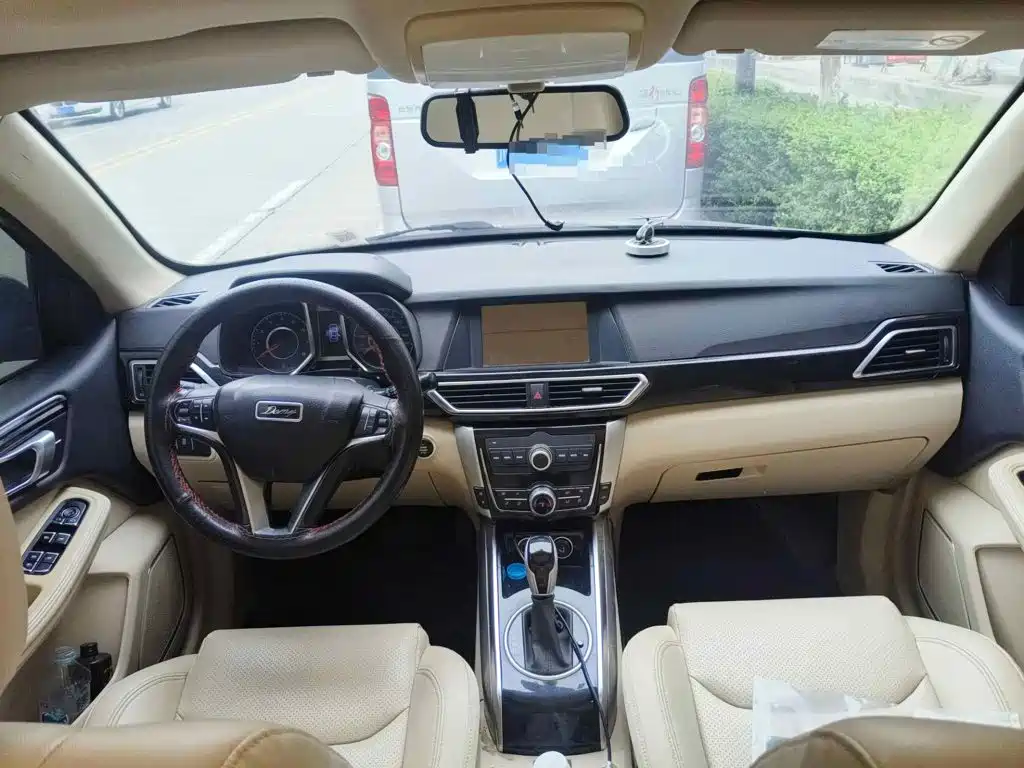 Photo 12 - Zotye Damai X5