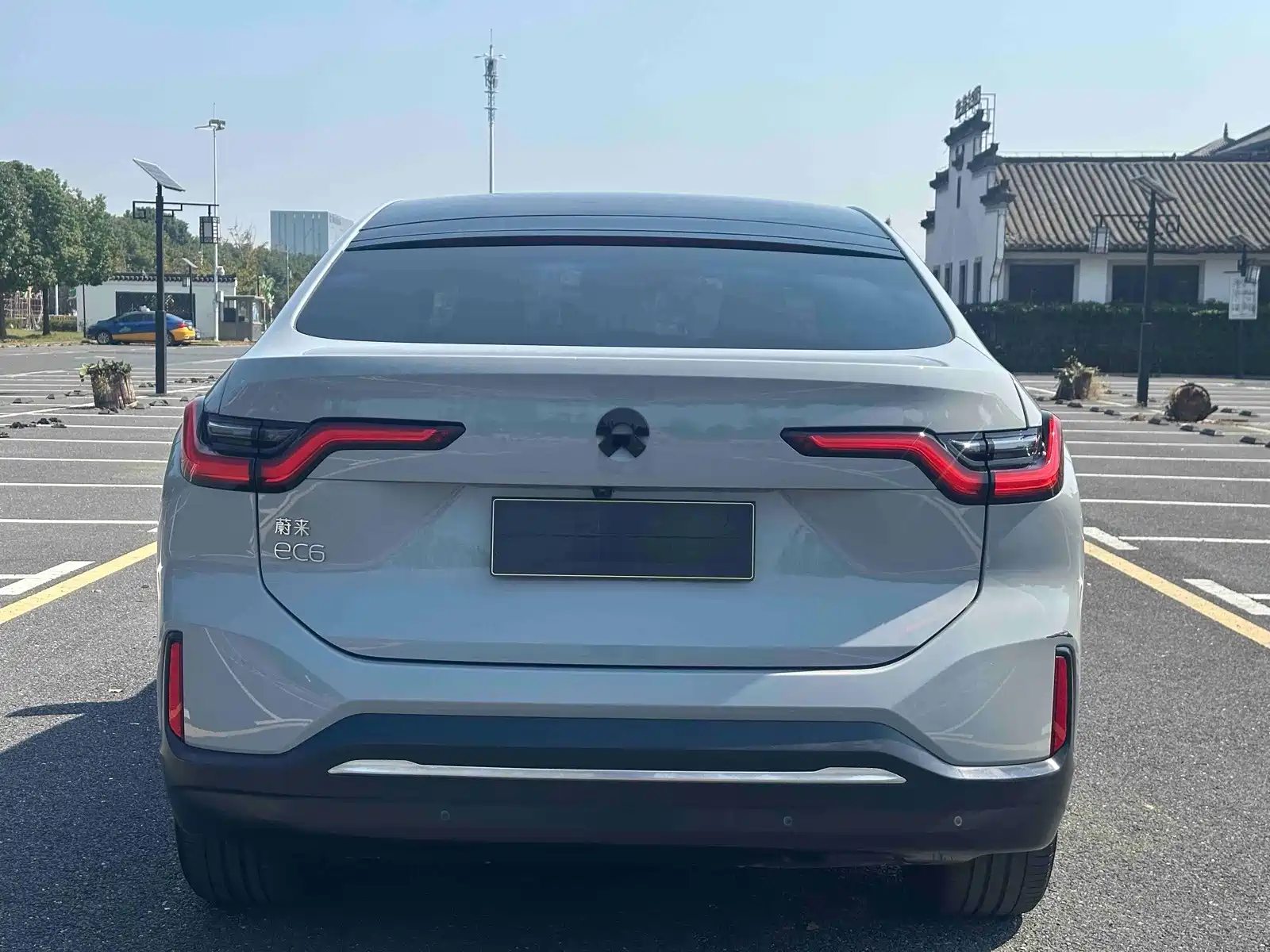 Фото 8 - NIO EC6