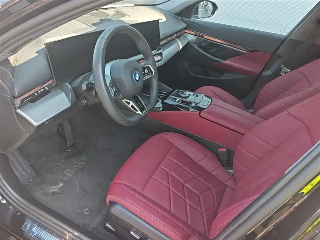 BMW i5 2026 2025 eDrive 35L M Sport Package
