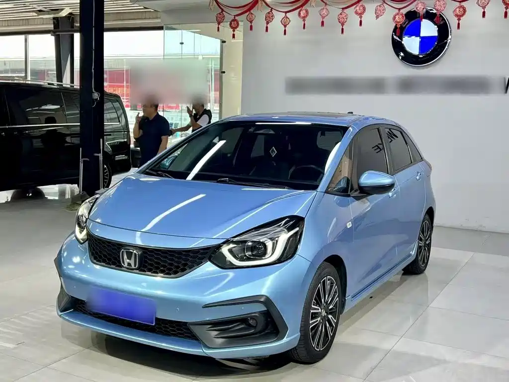 Фото 1 - Honda Fit