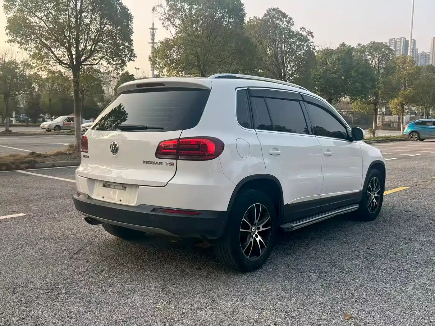 Volkswagen Tiguan 2012 1.8TSI Automatic 2WD Metro Edition фото 16