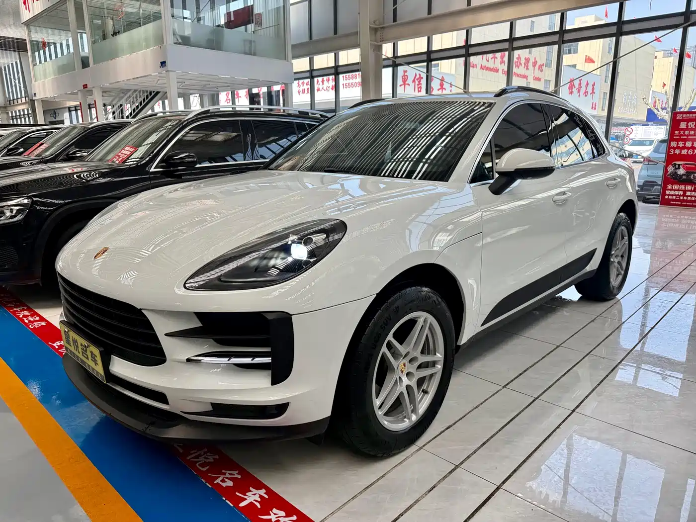 Porsche Macan 2018 Macan 2.0T фото 2