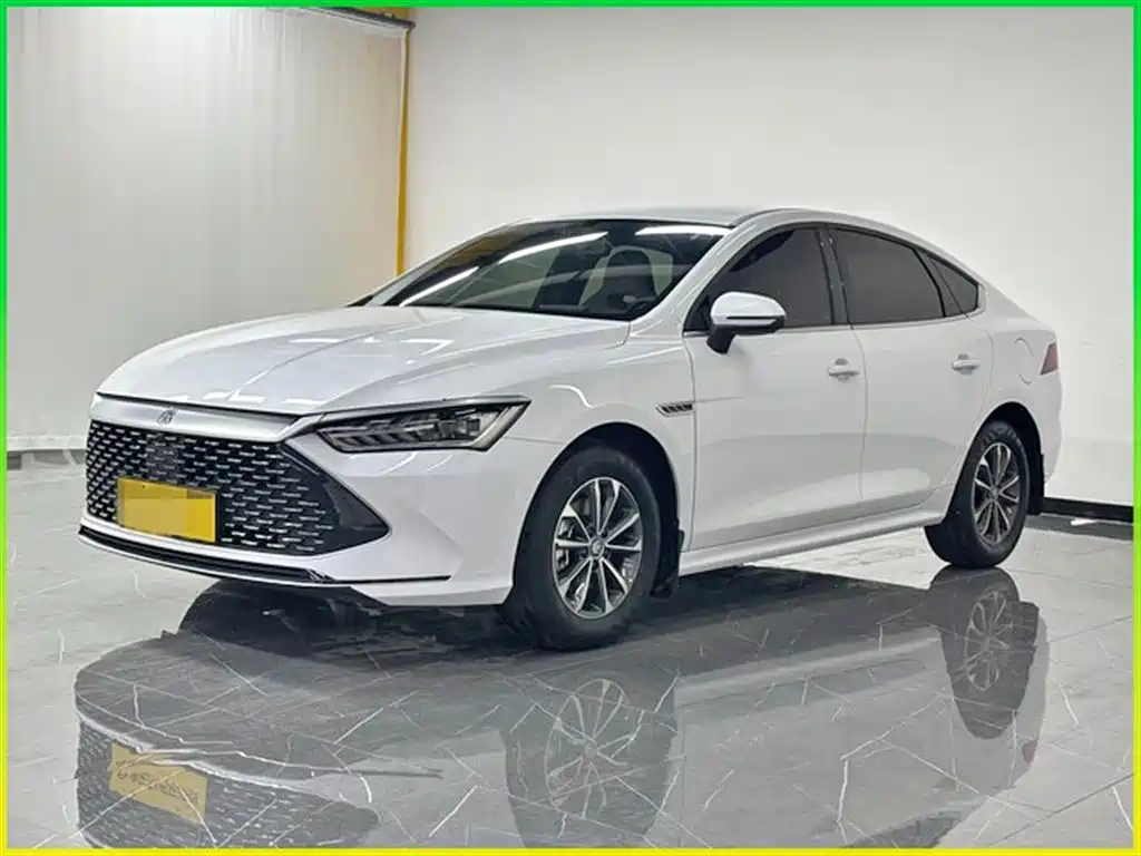 BYD Qin PLUS 2024 Glory Edition DM-i 55KM Leading
