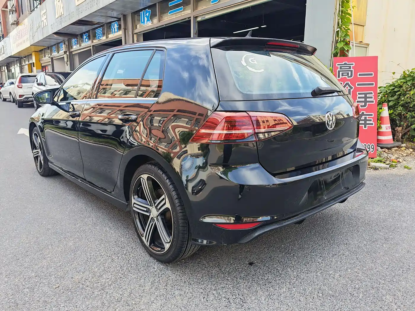Volkswagen Golf 2019 280TSI DSG Luxury China VI фото 7