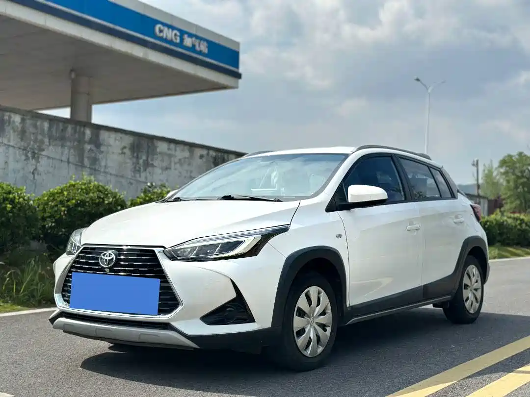 Toyota YARiS L Zhi Xuan 2022 Zhi Xuan X 1.5L CVT Leading PLUS Edition фото 2