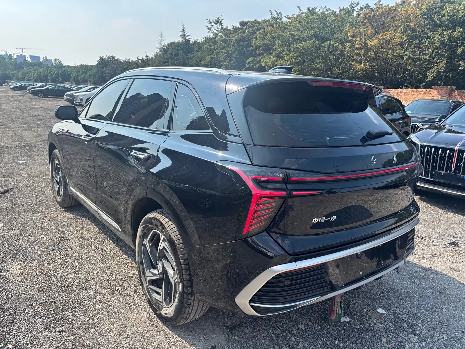 Фото 5 - Hongqi HS3