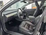 Фото 8 - Tesla Model 3