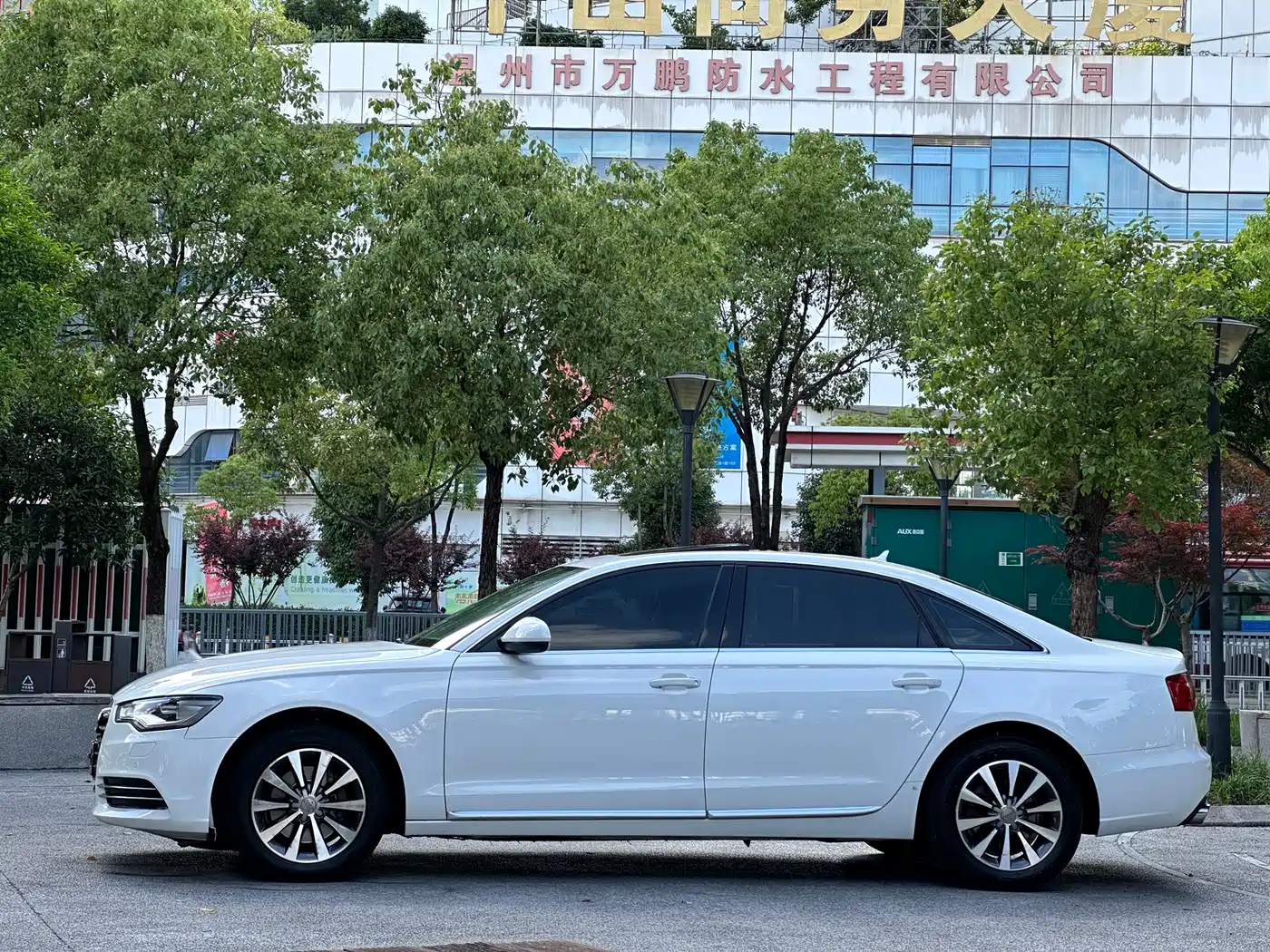 Audi A6L 2014 30 FSI Comfort фото 4