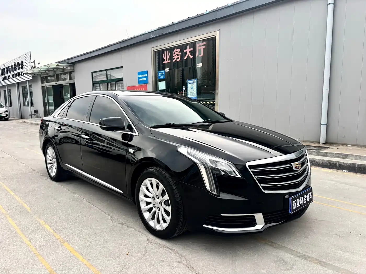 Cadillac XTS 2018 28T Technology фото 2
