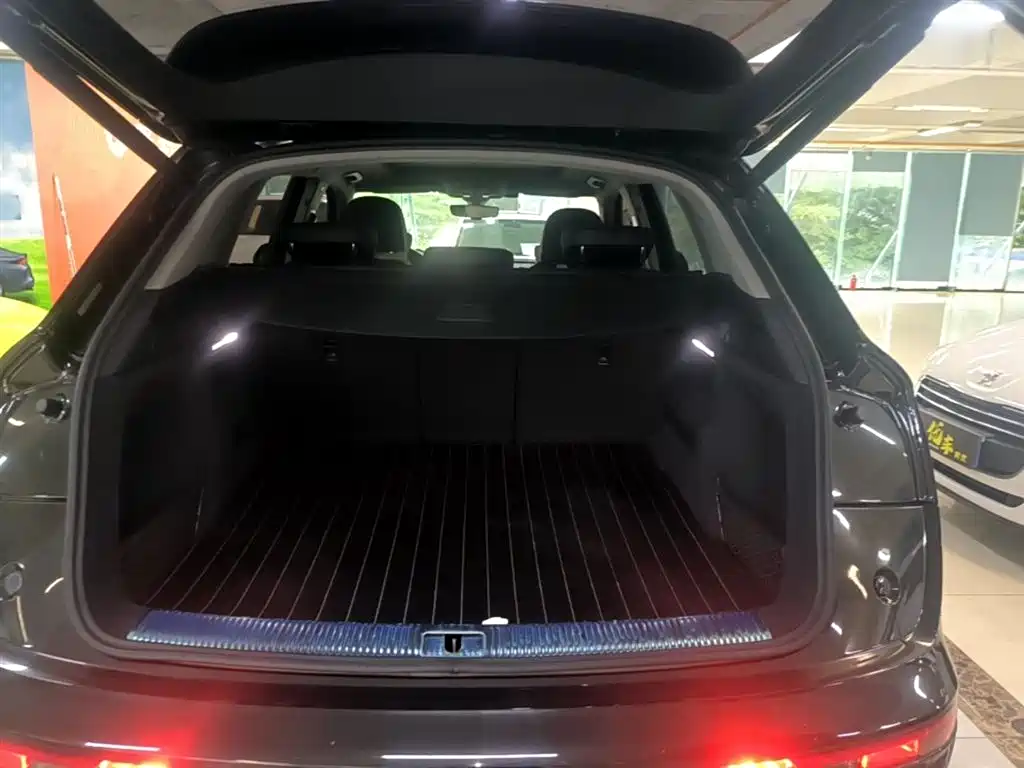 Audi Q5L 2020 Facelift 40 TFSI Honor Progressive фото 19