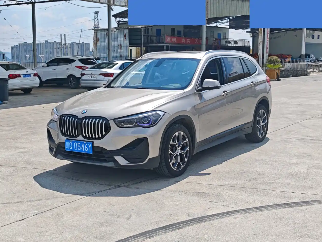 Photo 1 - BMW X1