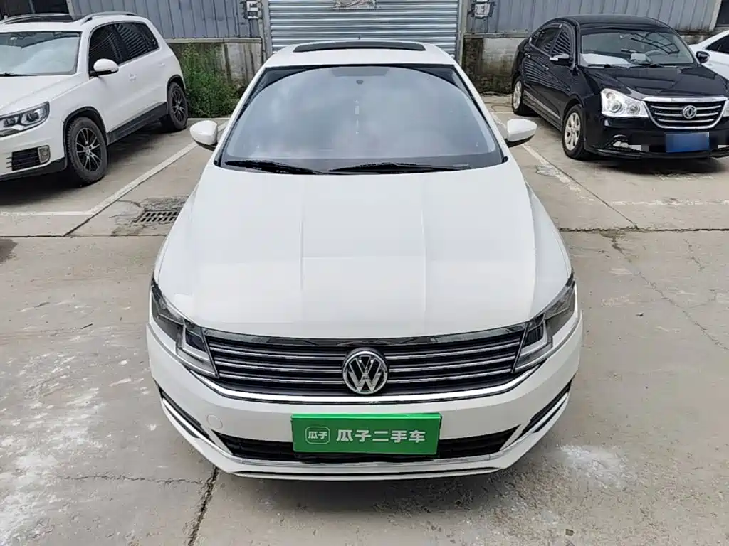 Фото 3 - Volkswagen Lavida