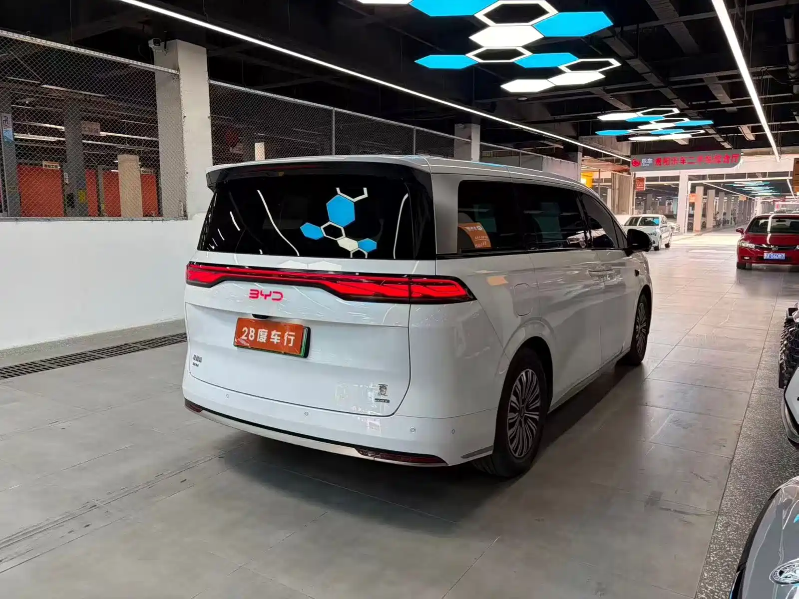 Фото 7 - BYD Xia