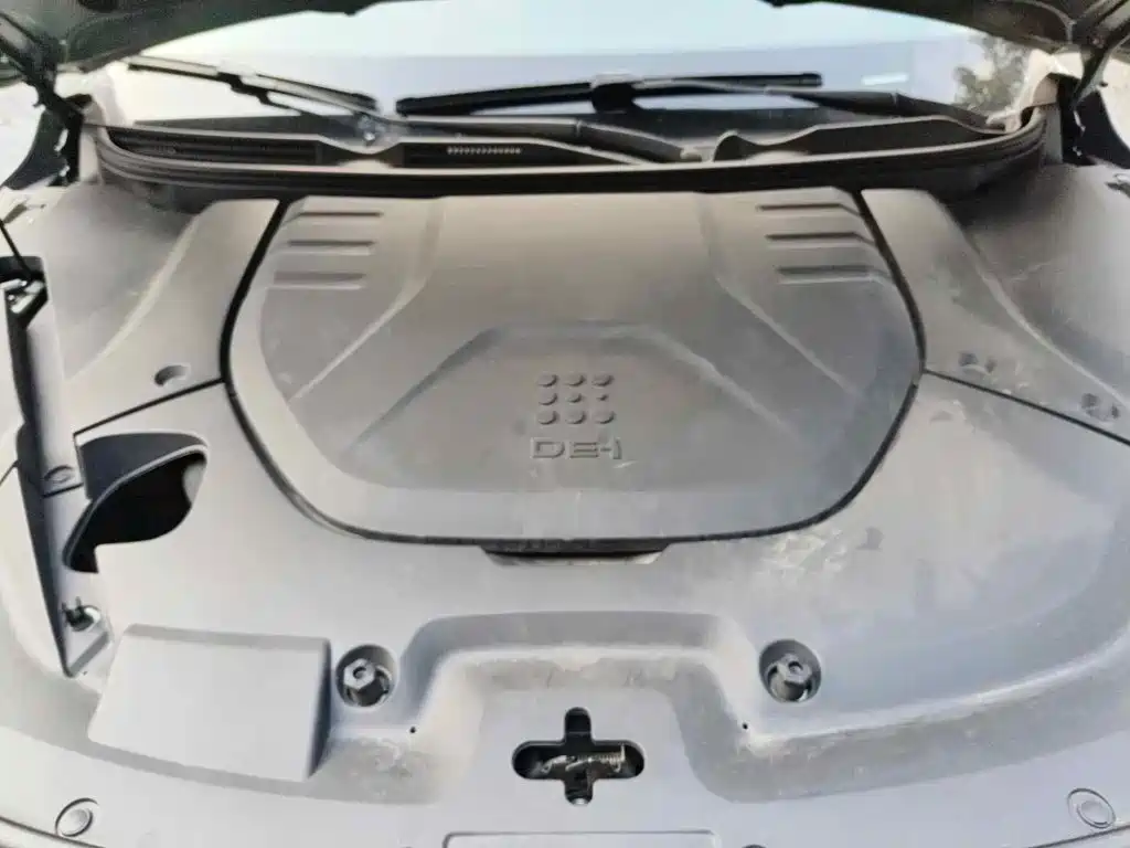 Landian E5 2024 2023 1.5L DE-i 100KM Enjoyment 5-Seater