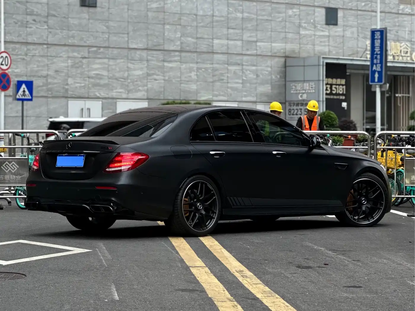 Mercedes-Benz E-Class AMG 2018 AMG E 63 S 4MATIC+ Special Edition фото 20