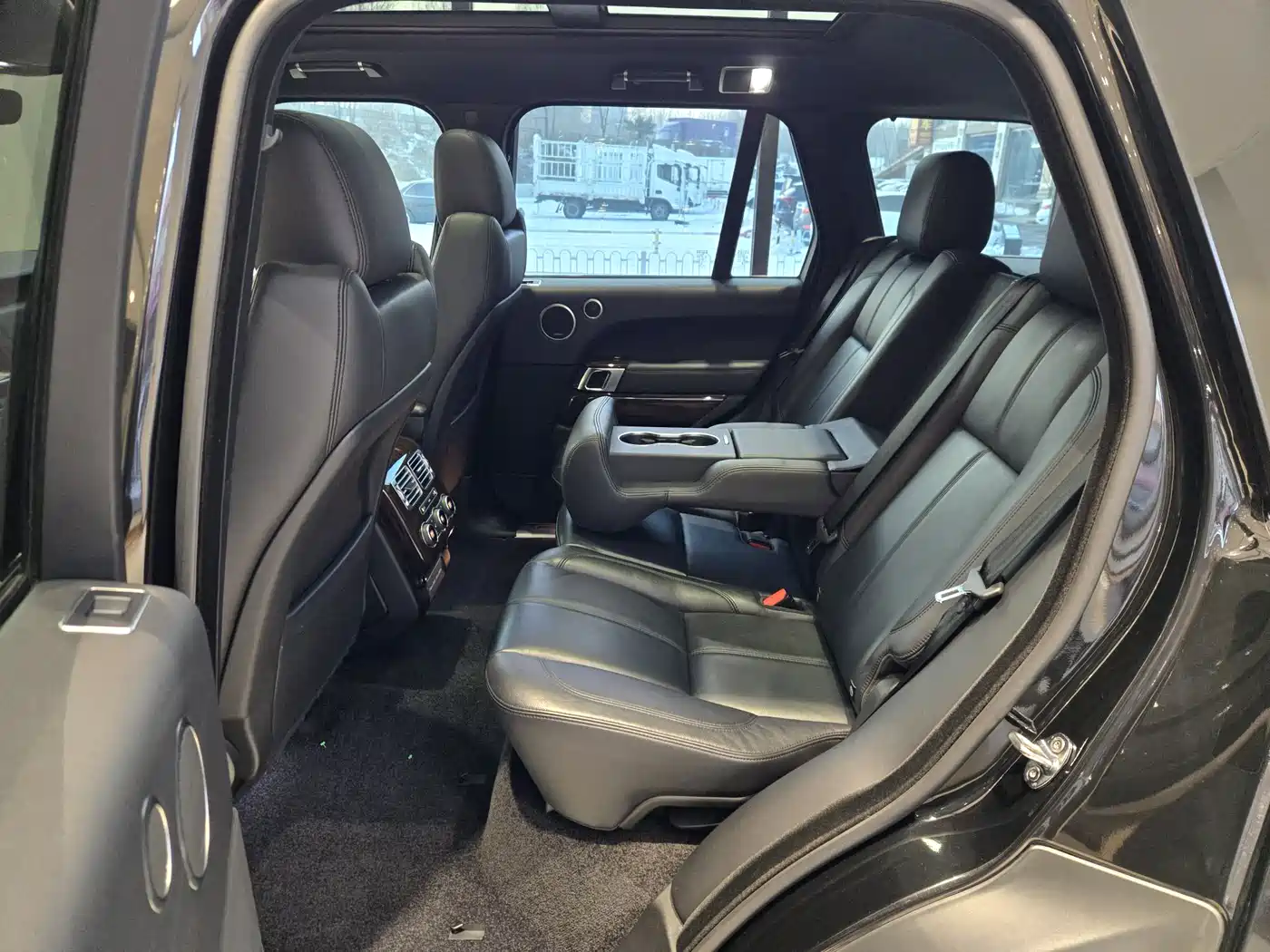 Land Rover Range Rover 2017 3.0 SC V6 Vogue фото 11