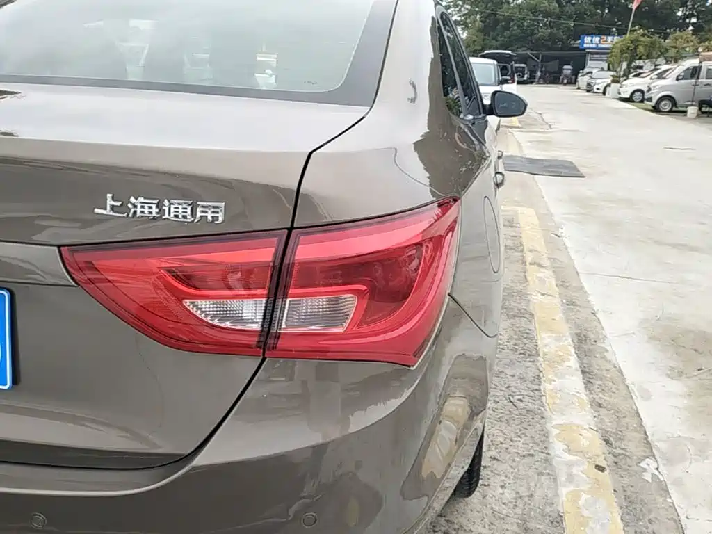 Фото 8 - Buick Excelle