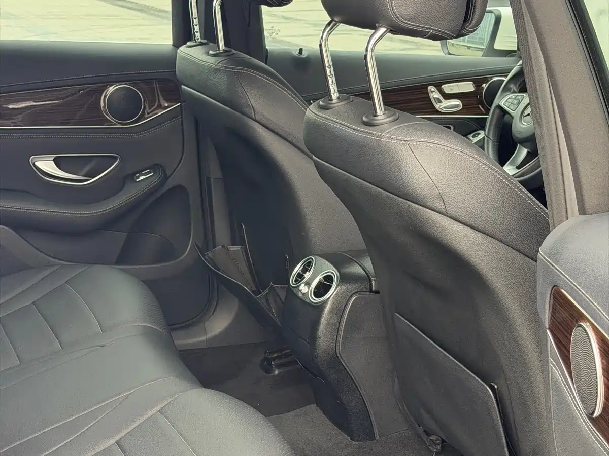 Mercedes-Benz GLC 2018 GLC 260 4MATIC Dynamic фото 14