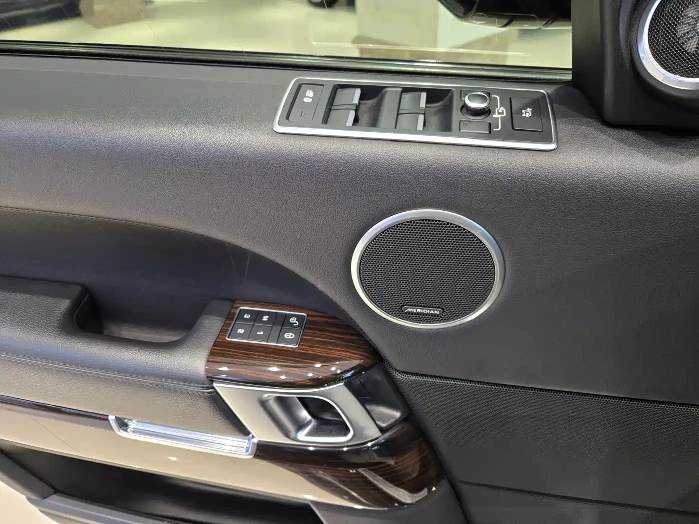Land Rover Range Rover 2017 3.0 SC V6 Vogue фото 24