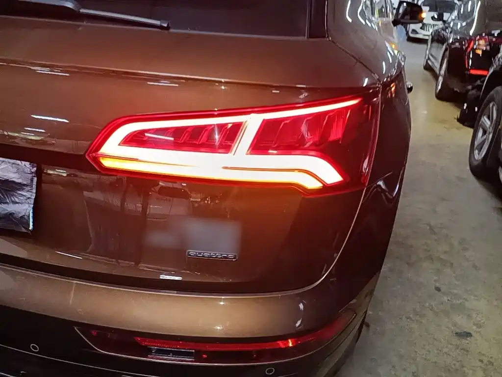 Audi Q5L 2018 40 TFSI Prestige Fashion (China V) фото 8