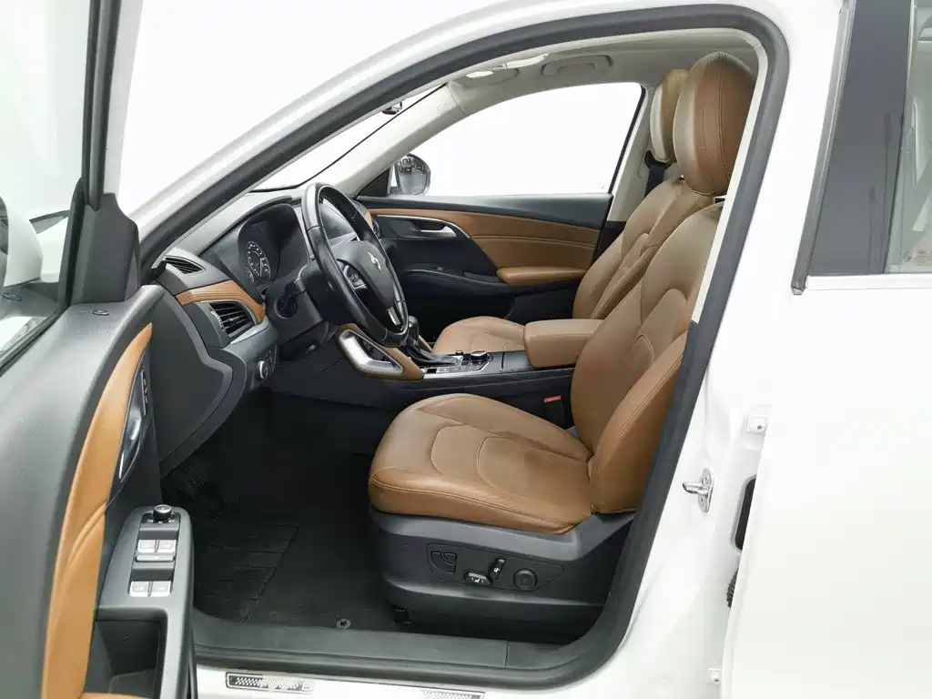 Borgward BX7 2016 2016 28T 2WD Luxury Edition 5-seater