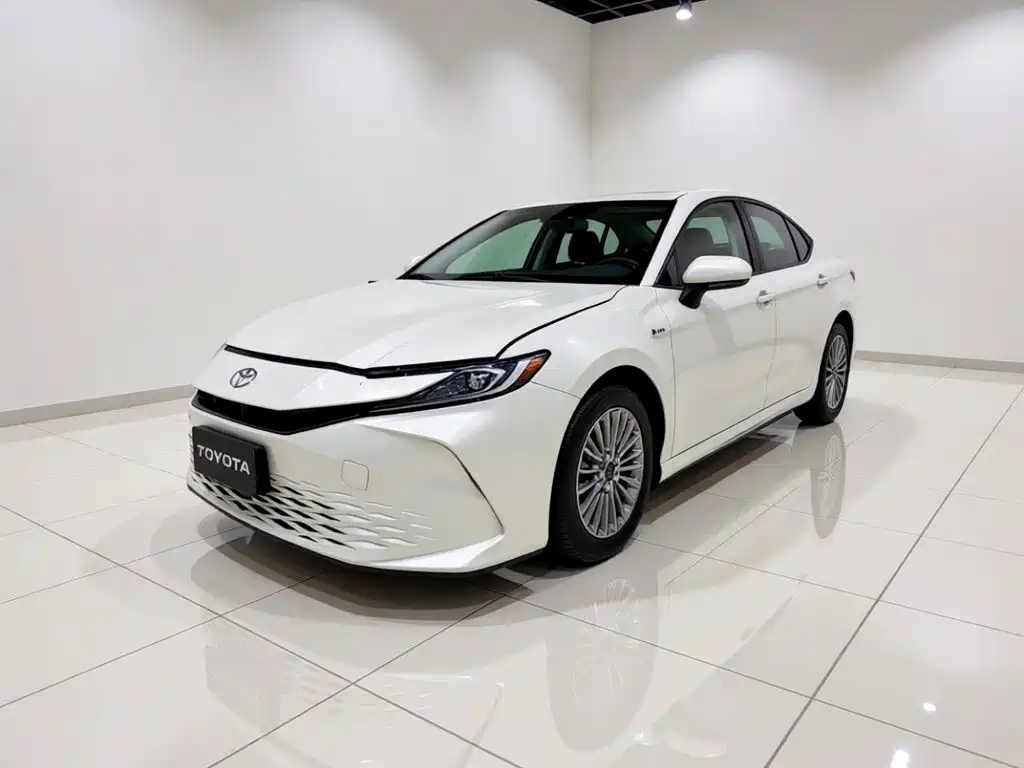 Toyota Camry 2025 2024 Hybrid 2.0HGVP Luxury Edition