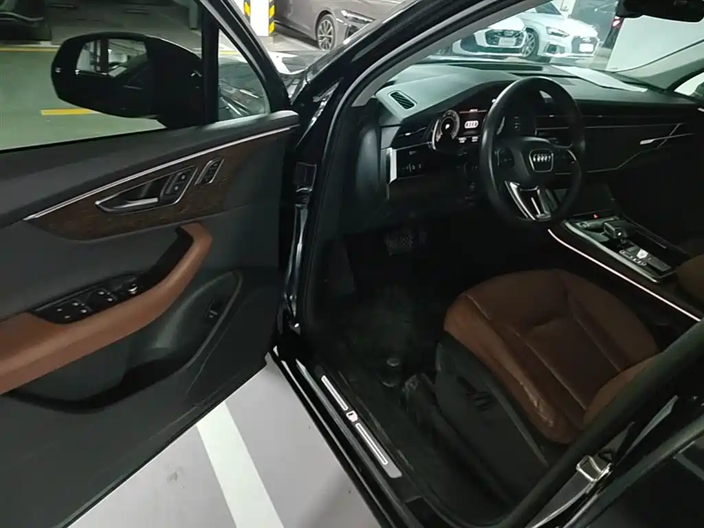 Audi Q7 2021 55 TFSI quattro S line Sport фото 23