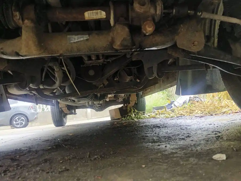 Dongfeng Xiaokang K07 2012 2006 1.0L Base Model BG10-01