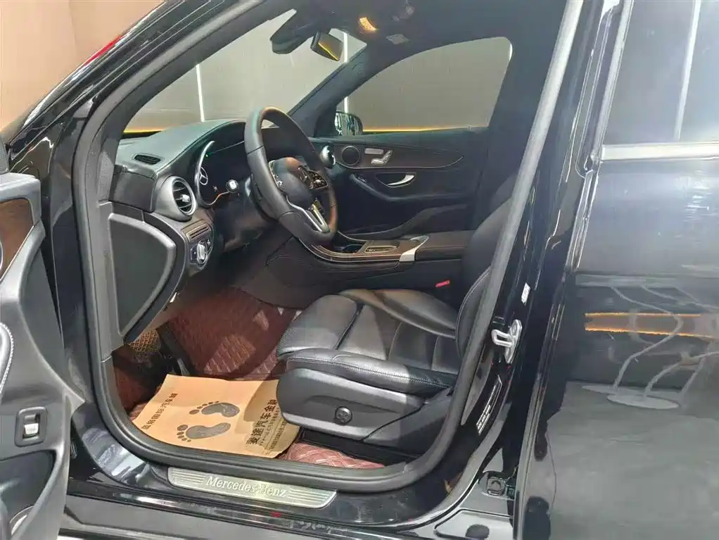Mercedes-Benz GLC 2019 GLC 260 4MATIC Dynamic фото 5
