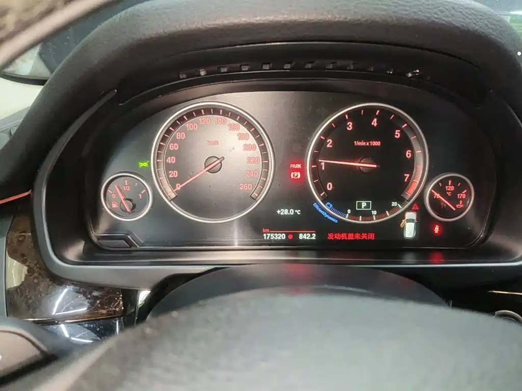Фото 4 - BMW X5 (Import)