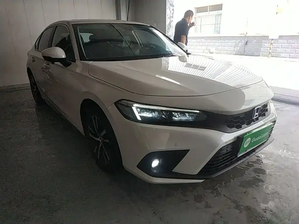 Photo 4 - Honda Civic