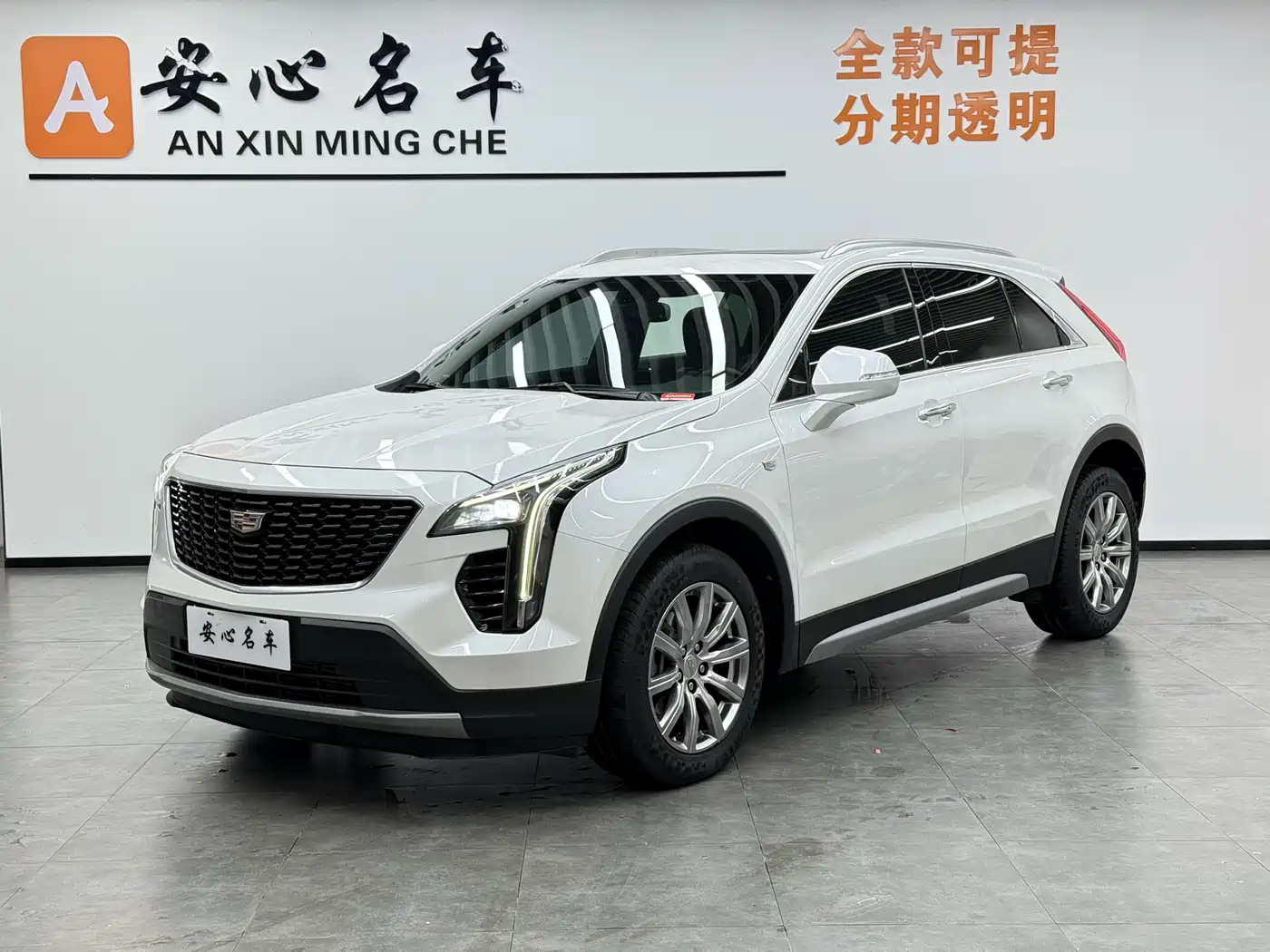 CADILLAC XT4