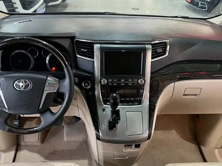 Toyota Alphard 2015 3.5L Luxury Edition фото 8