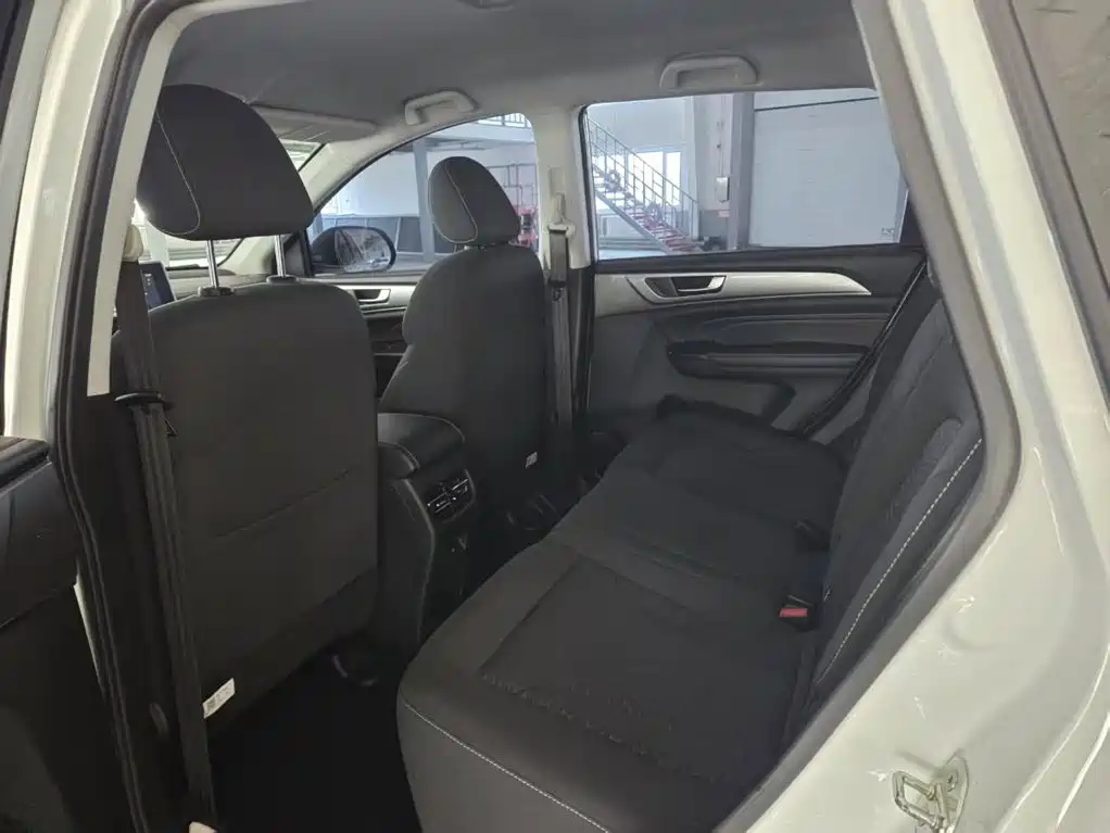 Haval M6 2023 2023 PLUS 1.5T Manual Elite Smart Connect