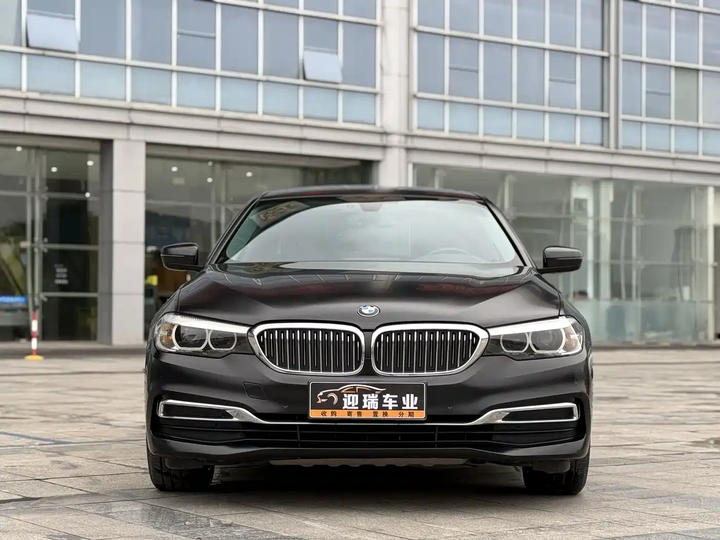 BMW 5 Series 2020 525Li Luxury Package фото 2