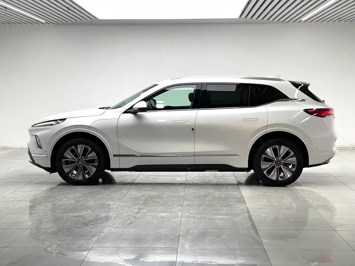 Buick E5 2025 2025 Model 620KM Premium Edition