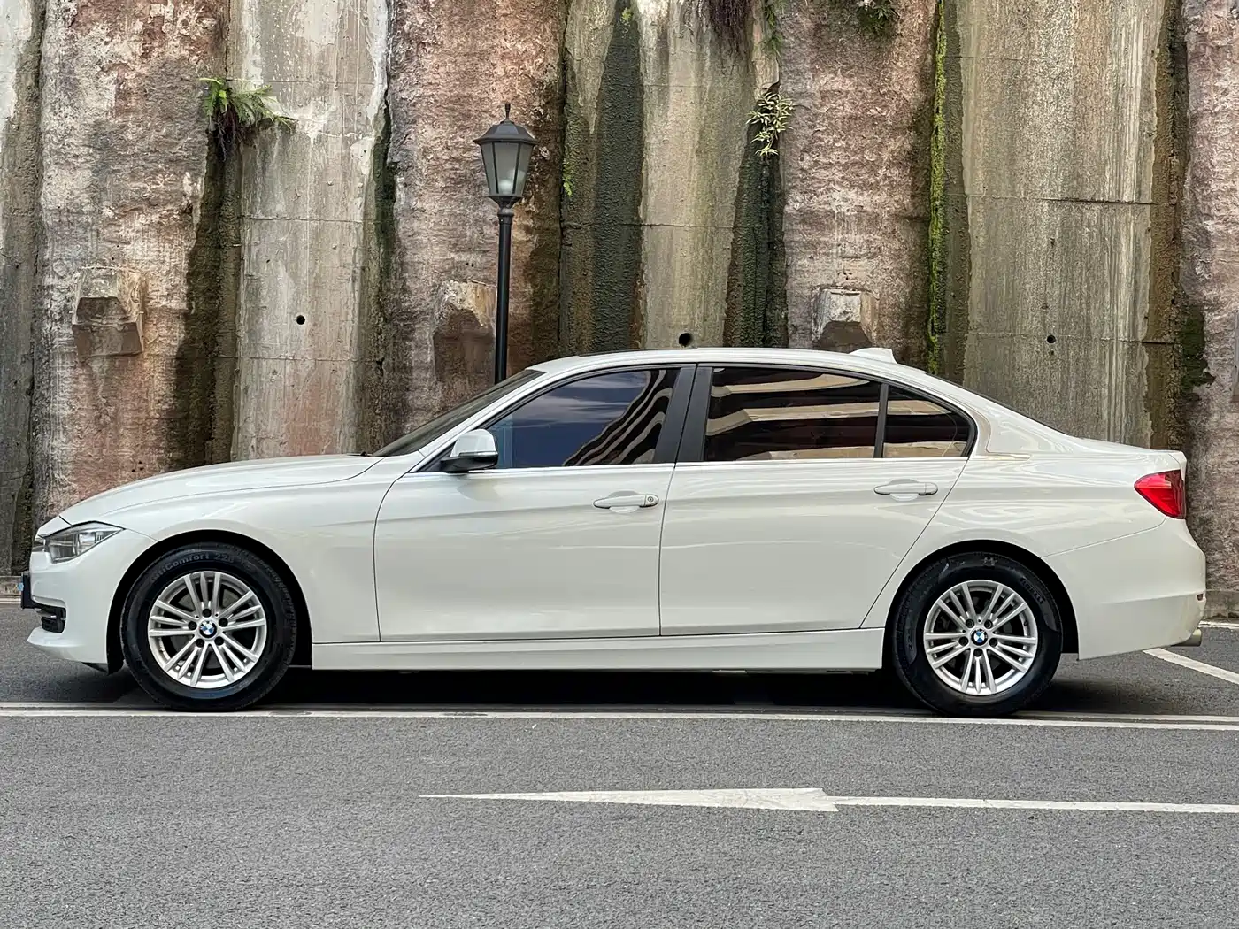 BMW 3 Series 2014 320Li Fashion фото 4