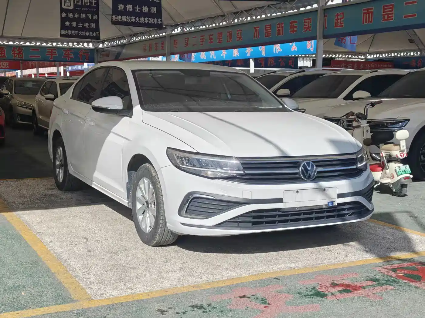Volkswagen Bora 2023 200TSI DSG Yuexing Edition фото 3