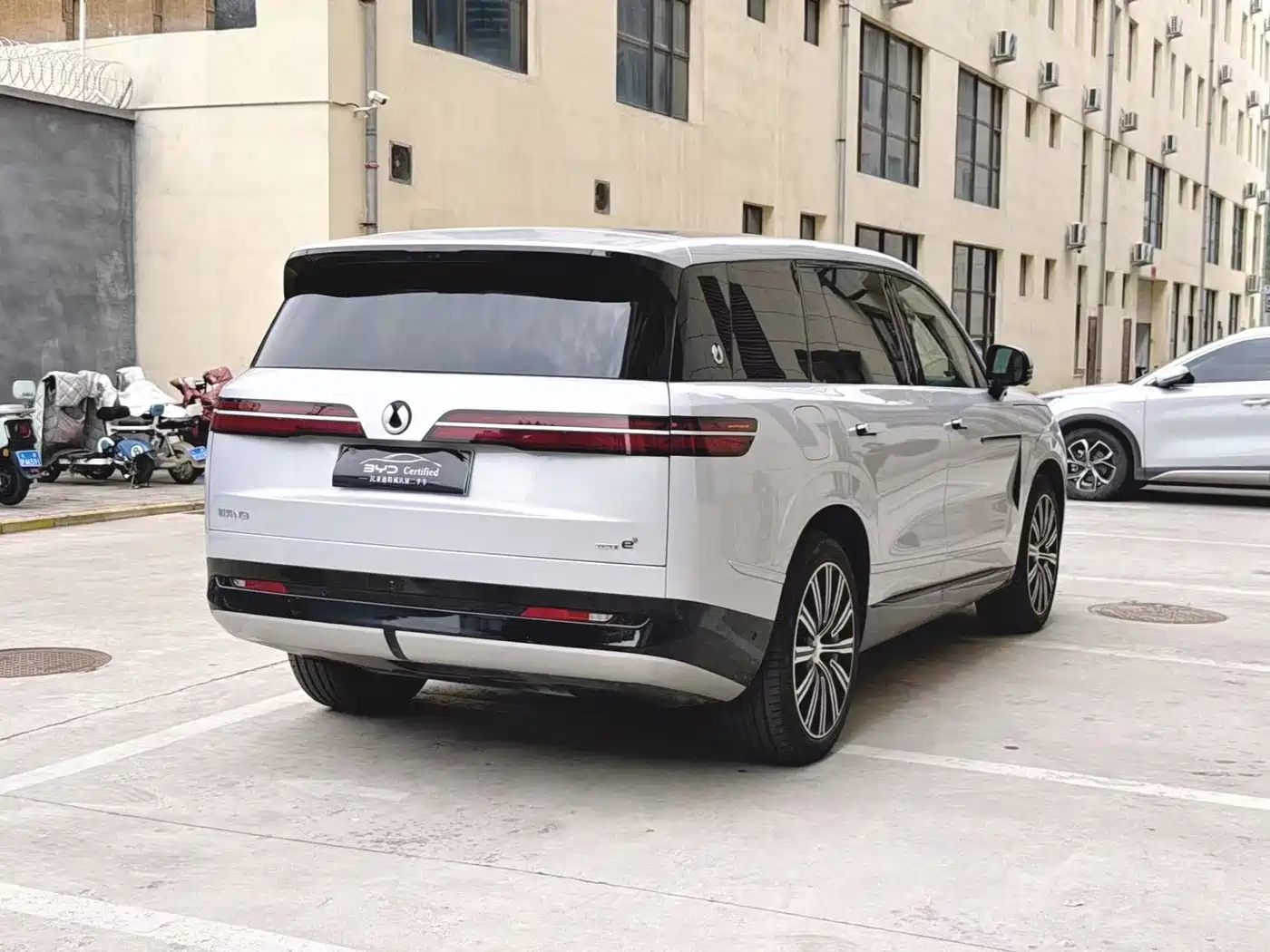 Denza N9 2026 2025 Model Prestige Edition