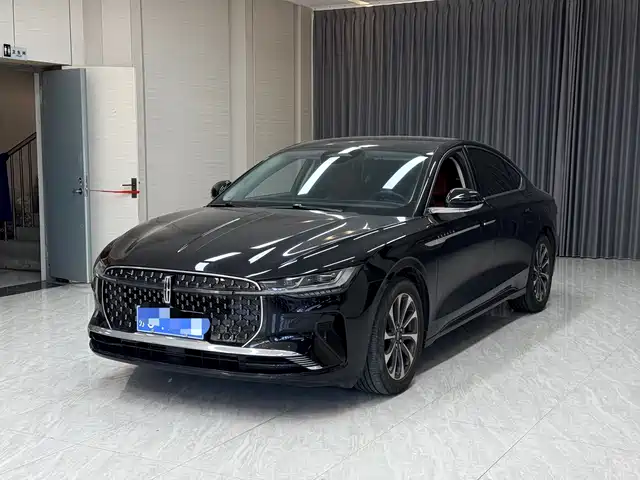 Lincoln Z 2024