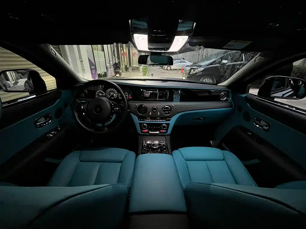 Rolls-Royce Ghost 2021 6.7T Standard Wheelbase фото 18