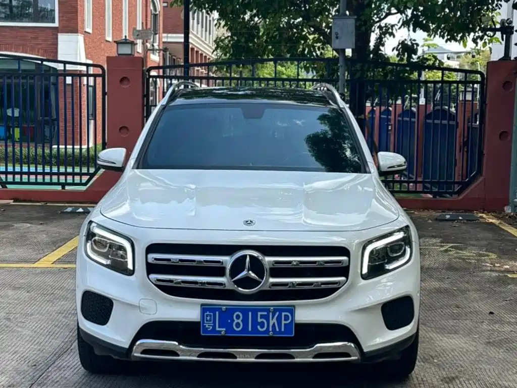 Фото 2 - Mercedes-Benz GLB