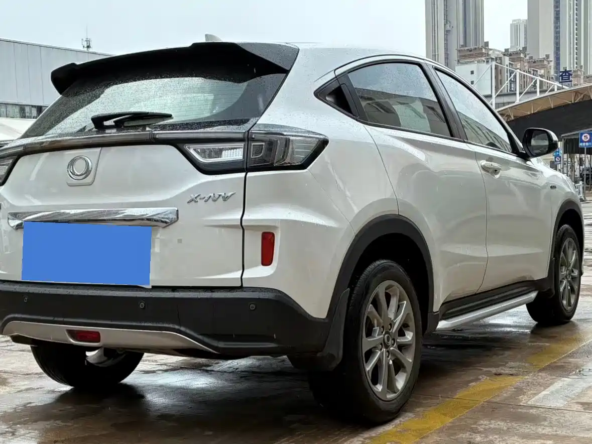 CIIMO Dongfeng Honda X-NV 2020 2020 Lightning Edition