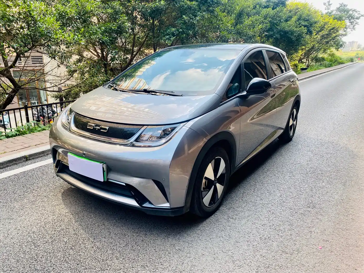 BYD Dolphin 2023 420km Fashion Edition